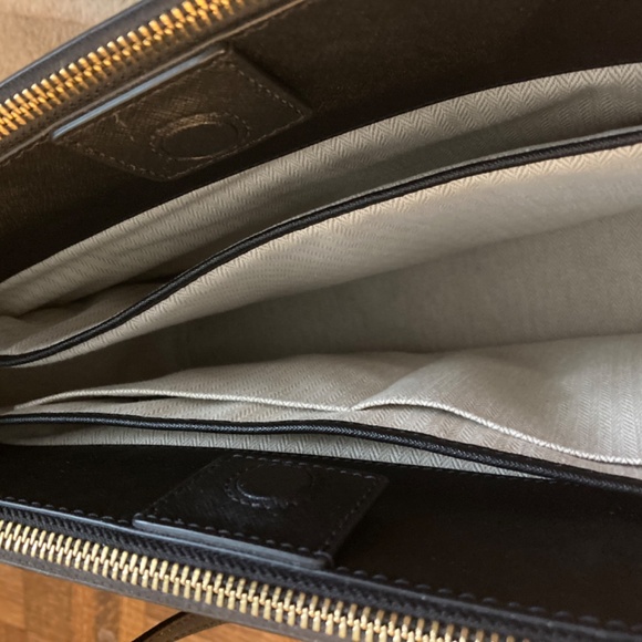 Tory Burch Purse - Picture 3 of 3